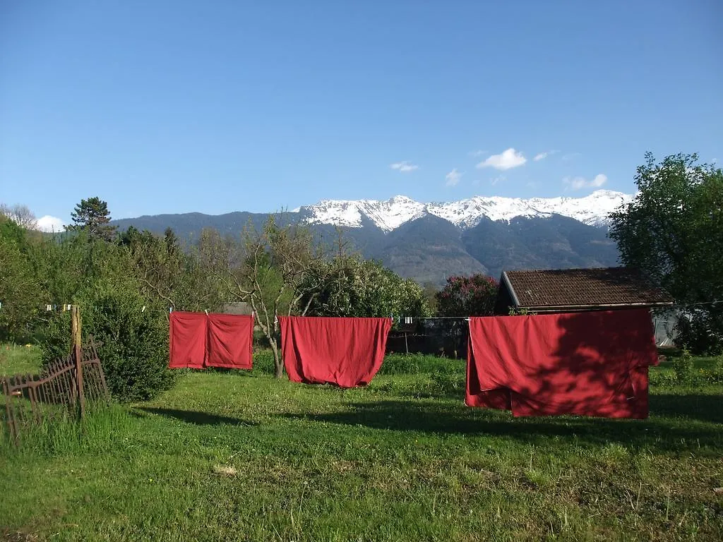 Le Domaine Du Grand Cellier Chambres D'Hotes En Savoie Tournon 0*,  France