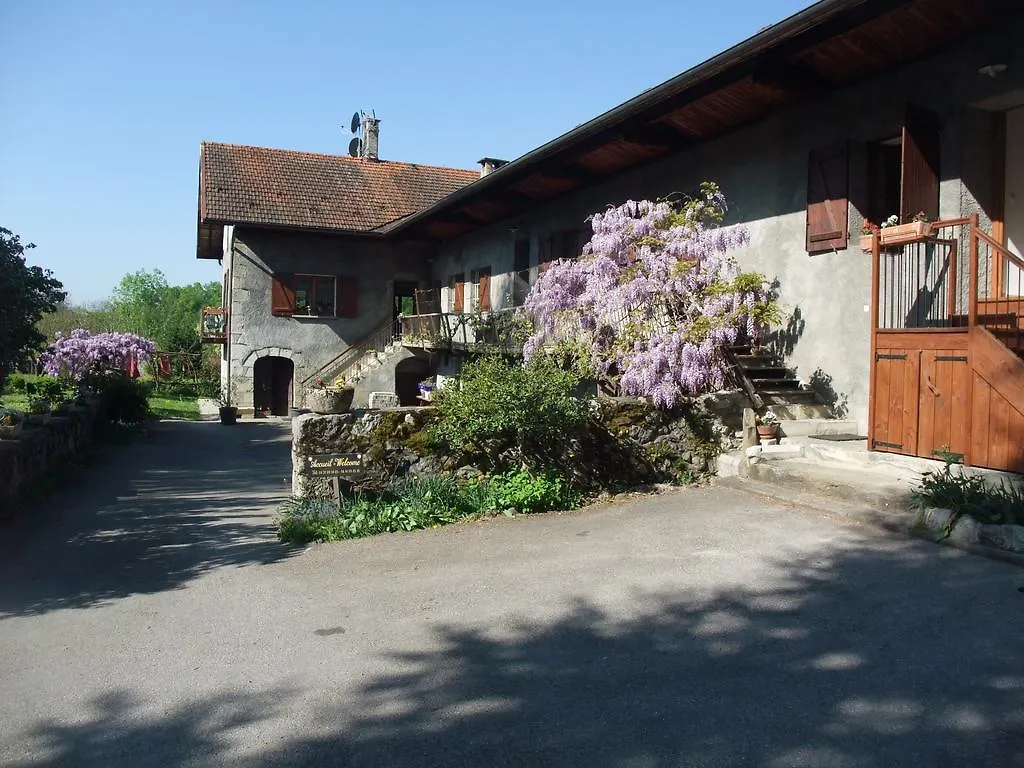 Bed & Breakfast Le Domaine Du Grand Cellier Chambres D'Hotes En Savoie Tournon