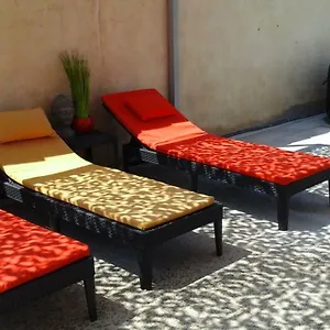 rue-des-jardins-de-lucas.fr-provencehotel.com/